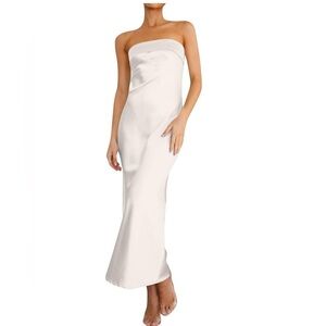 Elegant White Strapless Dress